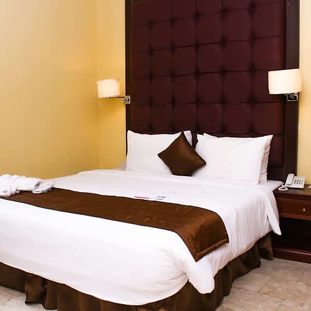 Bolingo Hotel Abuja Kültér fotó